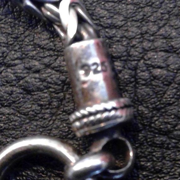 18" Sterling Silver (Stamped 925) Byzantine Chain with Toggle Closure - Picture 4 of 8